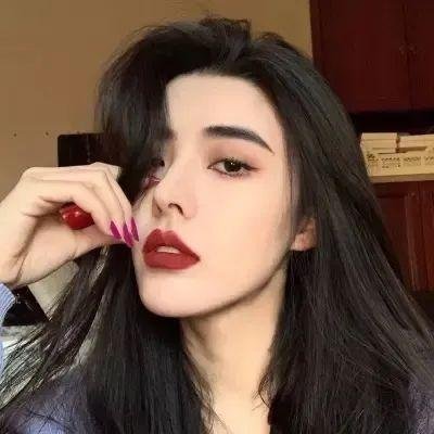 麻烦的婚礼海报