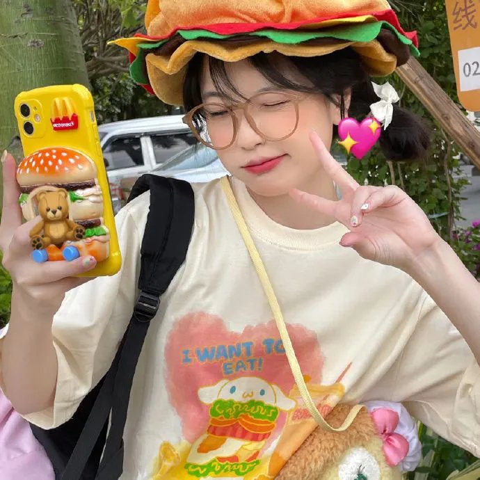 当红女秘书海报